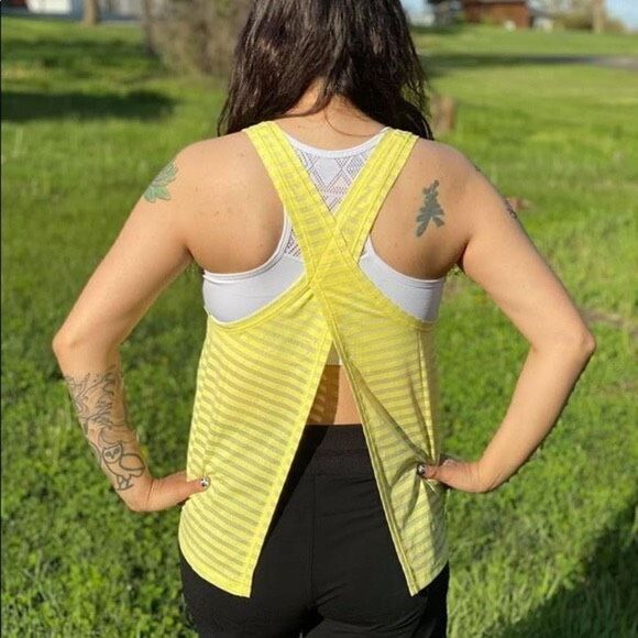 Zyia Lemon Nimbus Split Criss Cross Tie Back Striped Tank Top - Picture 1 of 8